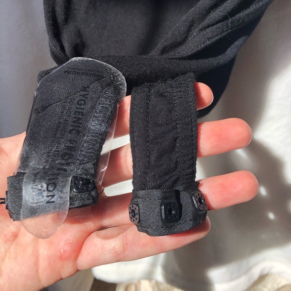 BNWT prettylittlething black bodysuit - Picture 5 of 6